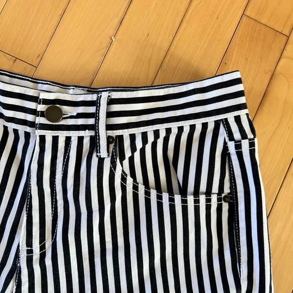 Garnet Hill - Black and White Striped Jeans Shorts - Picture 3 of 10